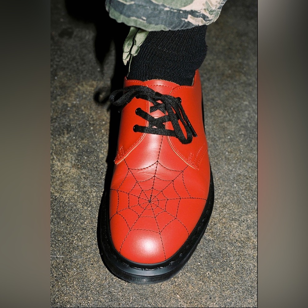 HOST PICK 🎊NIB Supreme x Dr. Martens spiderweb